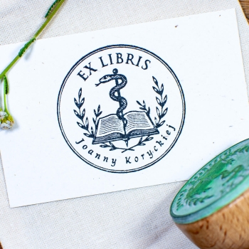 Pieczątka Ex Libris z Eskulapem – Drewniany stempel do książek