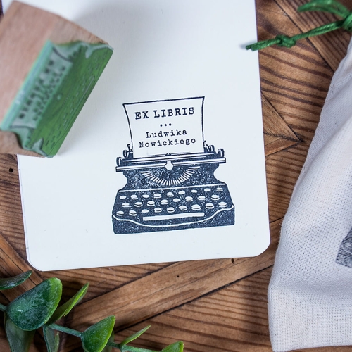 Stempel ex libris, maszyna do pisania