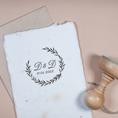 stemple ślubne z inicjałmi