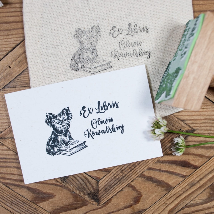 Stempel ex libris z motywem pieska Yorka