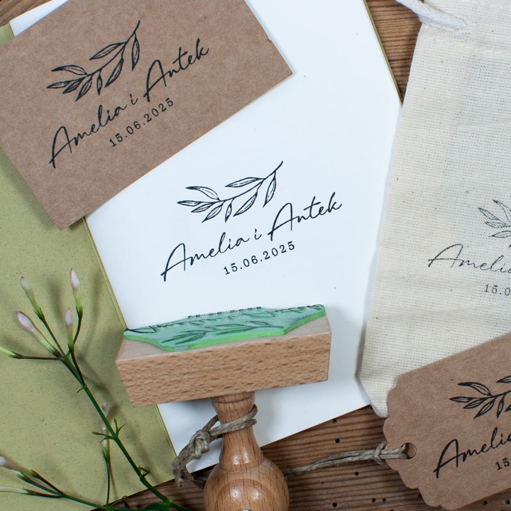 Pieczątka ślubna personalizowana imionami Młodej Pary
