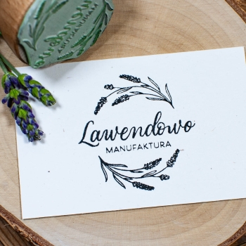 Pieczątka personalizowana nazwą pracowni rękodzielniczej z motywem lawendy