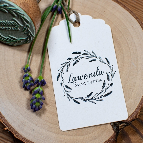 Stempel z lawendowym wiankiem dla rękodzielnika do spersonalizowania nazwą pracowni