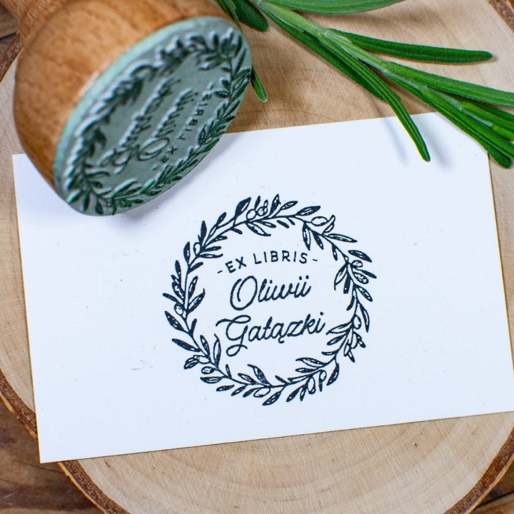 Exlibris pieczątka personalizowana, ozdobny wianek