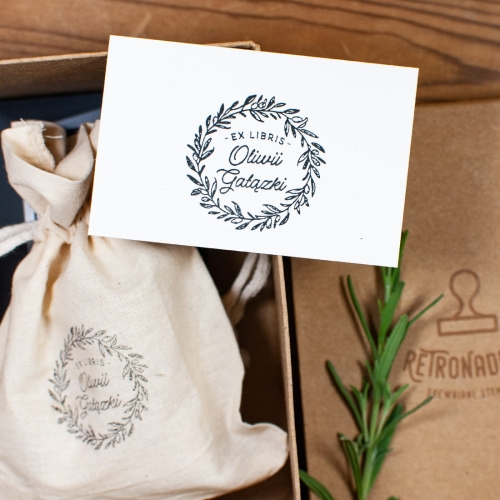 Personalizowany ekslibris w zestawie na prezent - ozdobny wianek