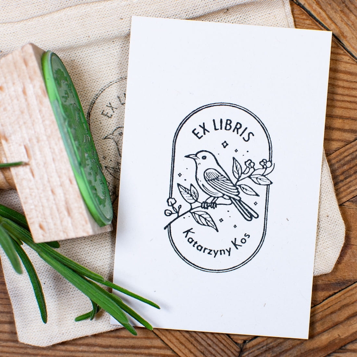 Pieczątka EX LIBRIS z motywem ptaszka kosa