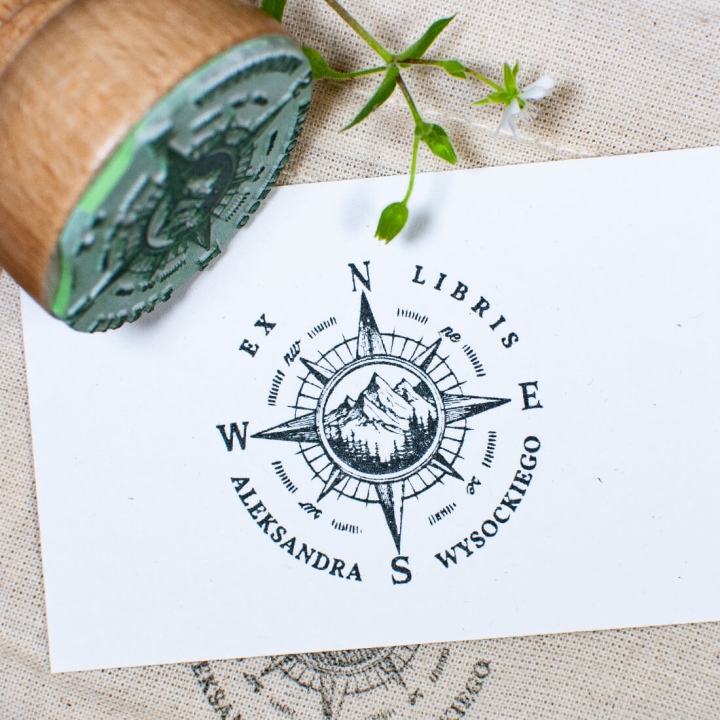 Stempel ex libris z różą wiatrów - kompas, pieczątka do książek