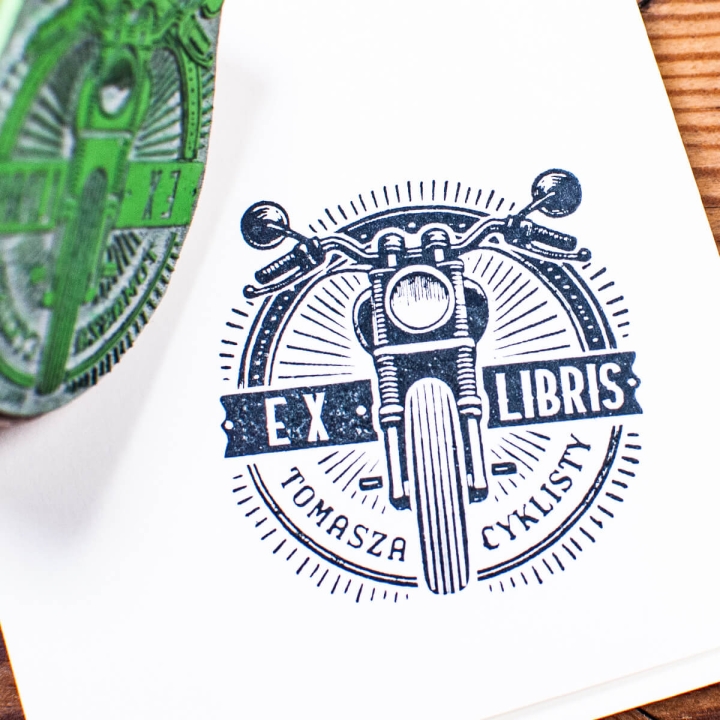 Pieczątka ex libris do książek z motywem motocykla