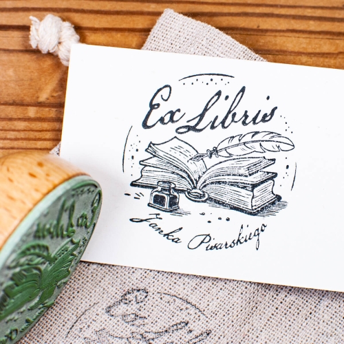 ekslibris_pióro_50-60mm_stempel2.jpg