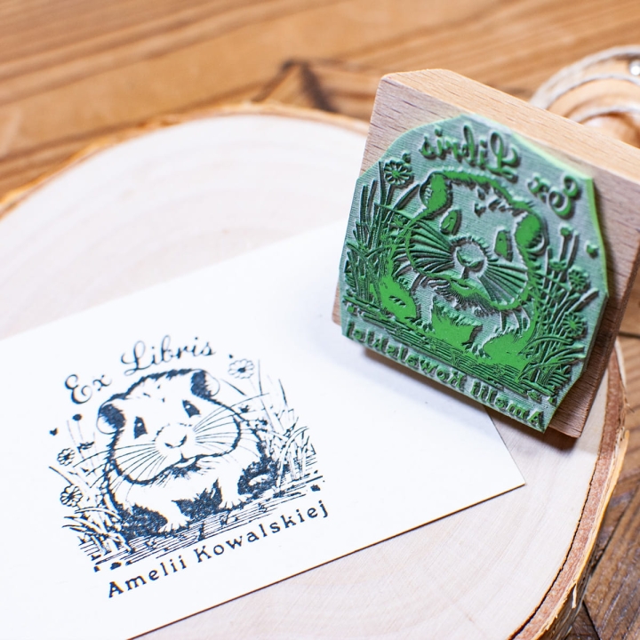 Personalizowany stempel ex libris z motywem świnki morskiej