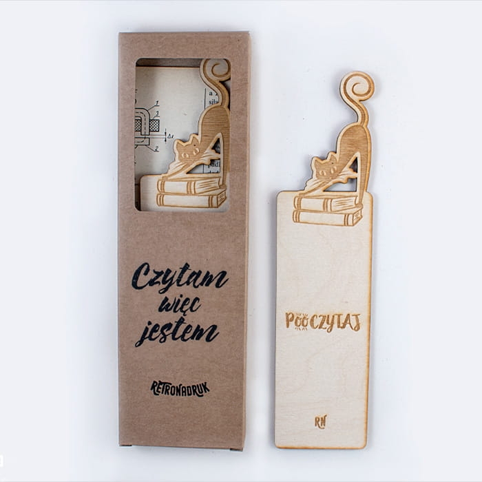 Zakładka - kot na książkach