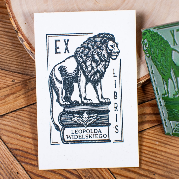 Ex libris pieczątka z motywem lwa - drewniany stempel do książek z personalizacją
