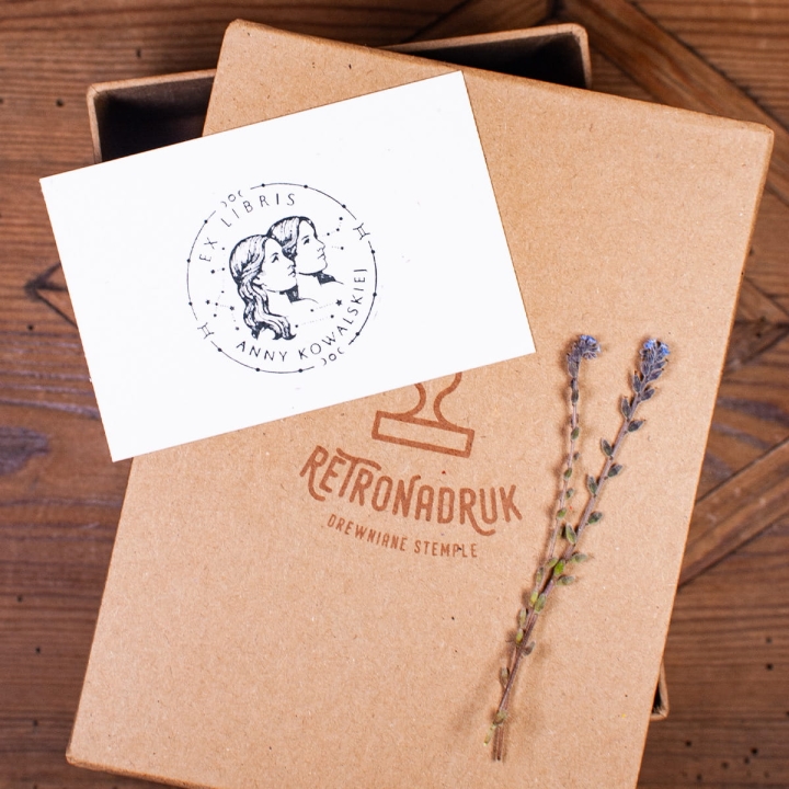 Książkowy zestaw ex libris jako prezent dla osoby spod znaku Bliźniąt