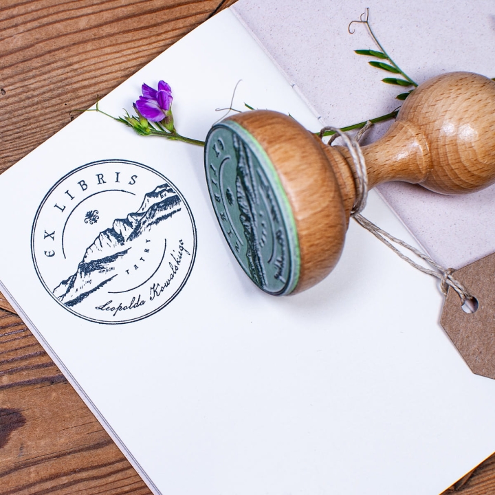 Ex libris Tatry - pieczątka z imieniem i nazwiskiem właściciela księgozbioru