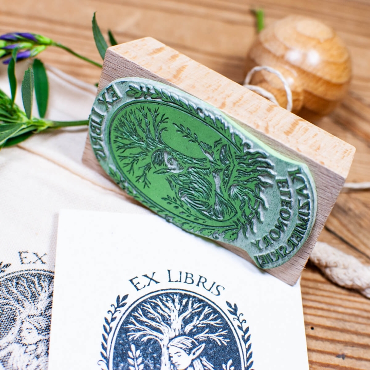 Personalizowana pieczątka Ex Libris z elfem - widok podstawy stempla