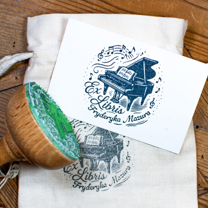 Ex libris z fortepianem i nutami
