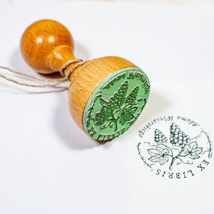 Drewniany stempel ex libris do książek - winogrona