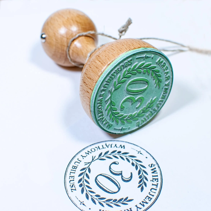 drewniany stempel okolicznościowy 3-6 cm
