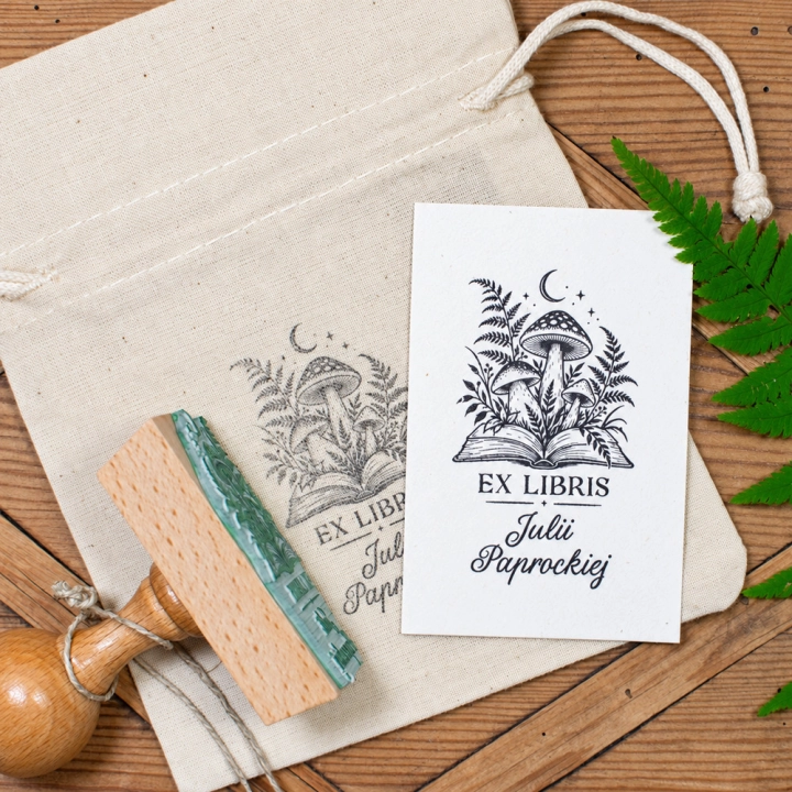 Stempel Ex Libris z leśnym motywem do książek